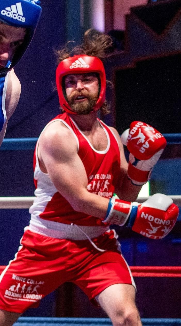 Eden K., Bodyjunkies white collar boxer (1-0)