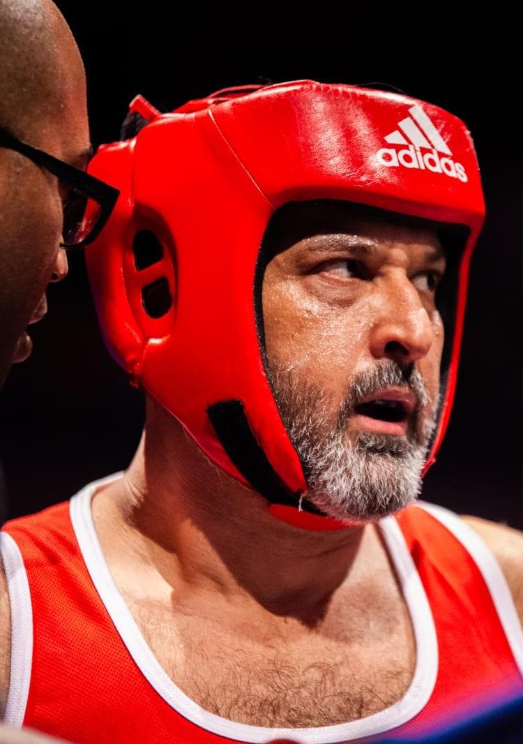 Jay M., Bodyjunkies white collar boxer (0-1)
